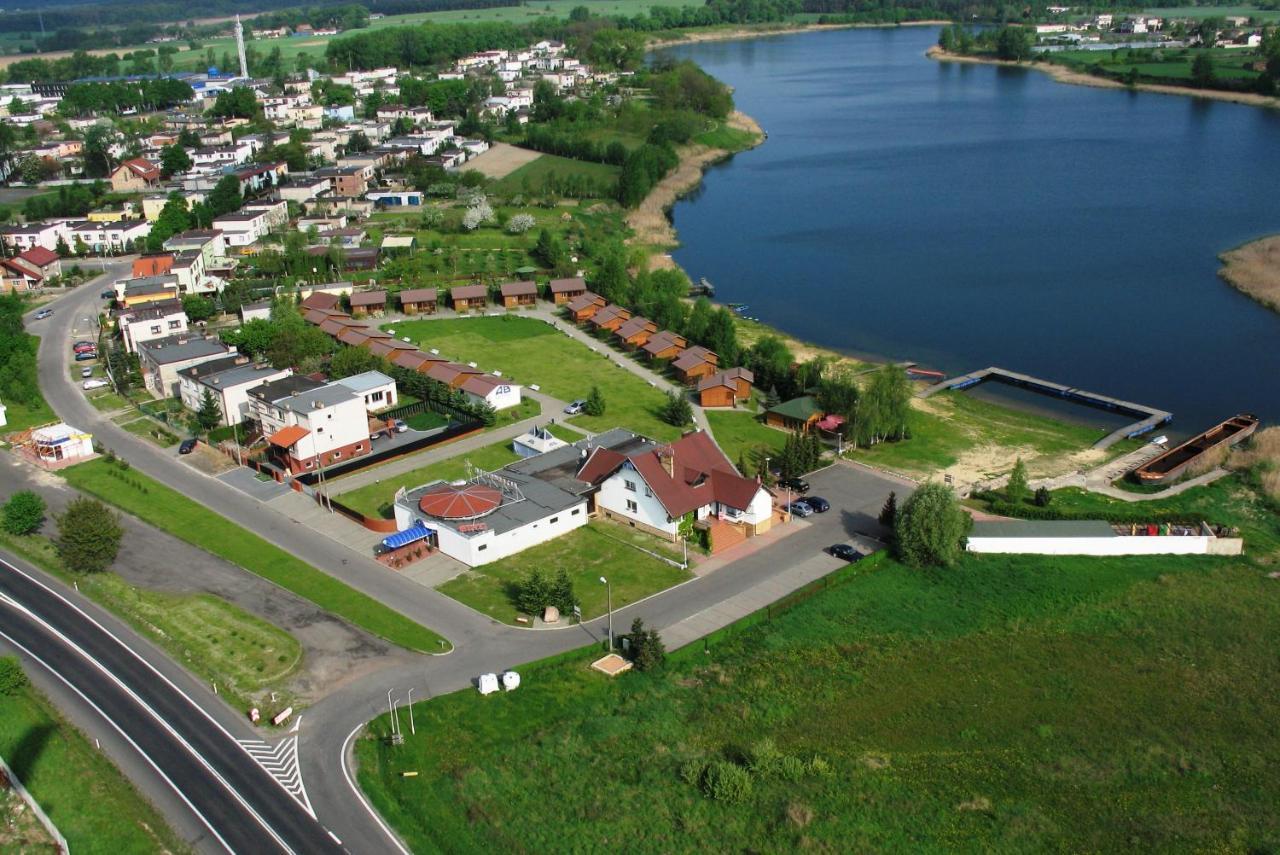 Ab Domki Caloroczne Nad Jeziorem Stęszew Esterno foto